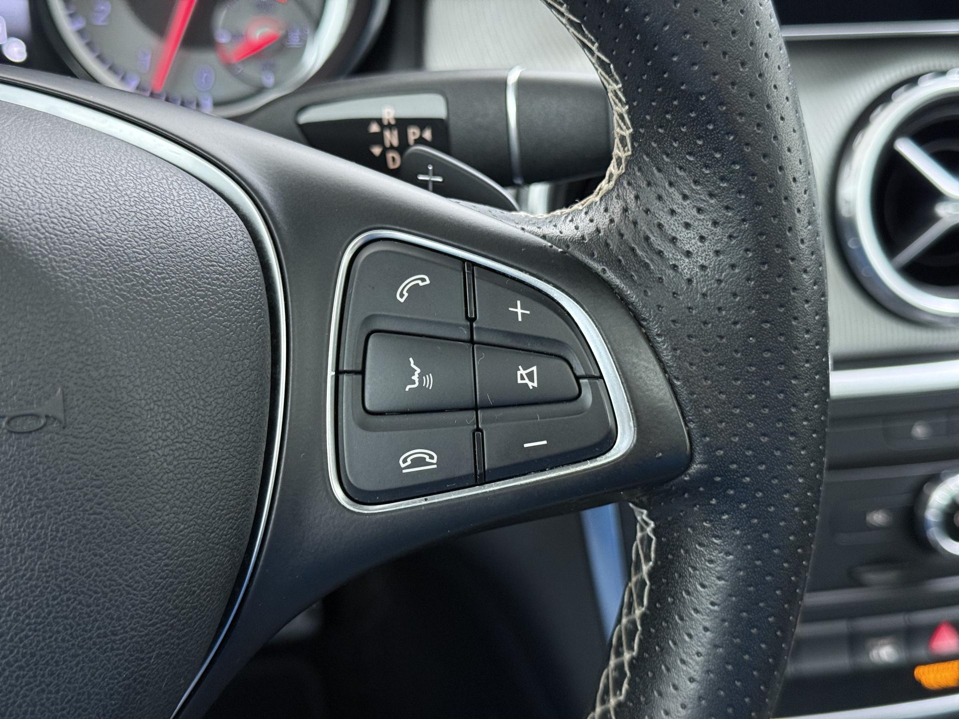 Mercedes-Benz GLA 180 Prestige 27