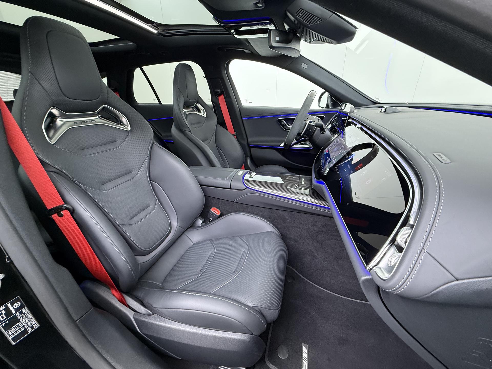 Mercedes-Benz E-klasse Estate Mercedes-AMG E 53 HYBRID 4MATIC+ T Aut. 52