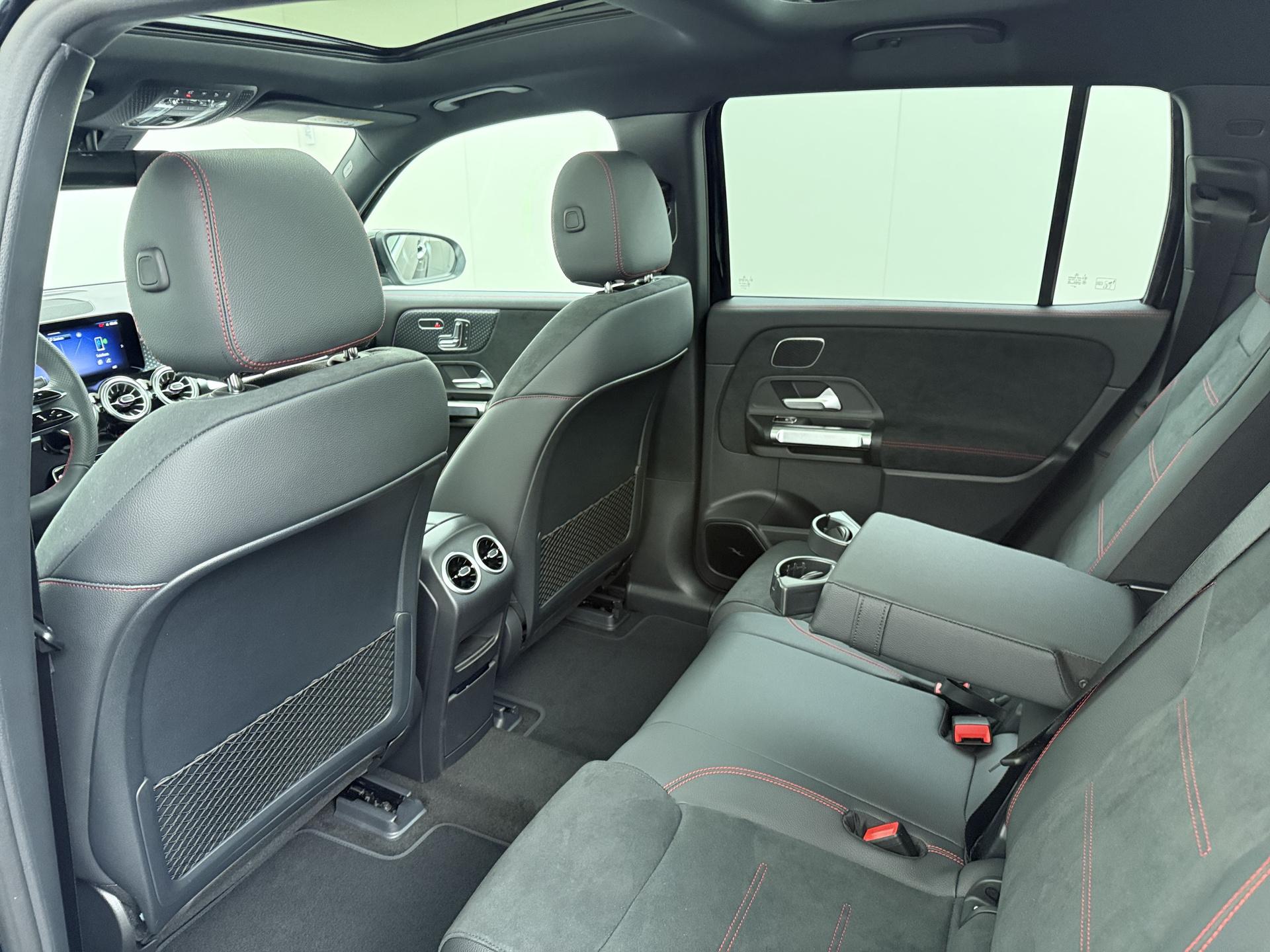 Mercedes-Benz EQB 250+ Business Solution AMG 71 kWh 21