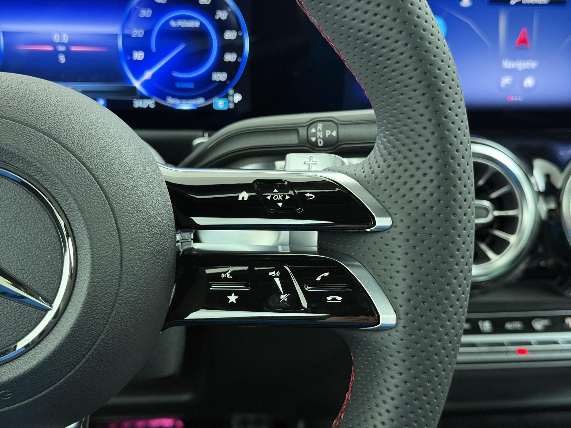 Mercedes-Benz EQB 250+ Business Solution AMG 71 kWh 31