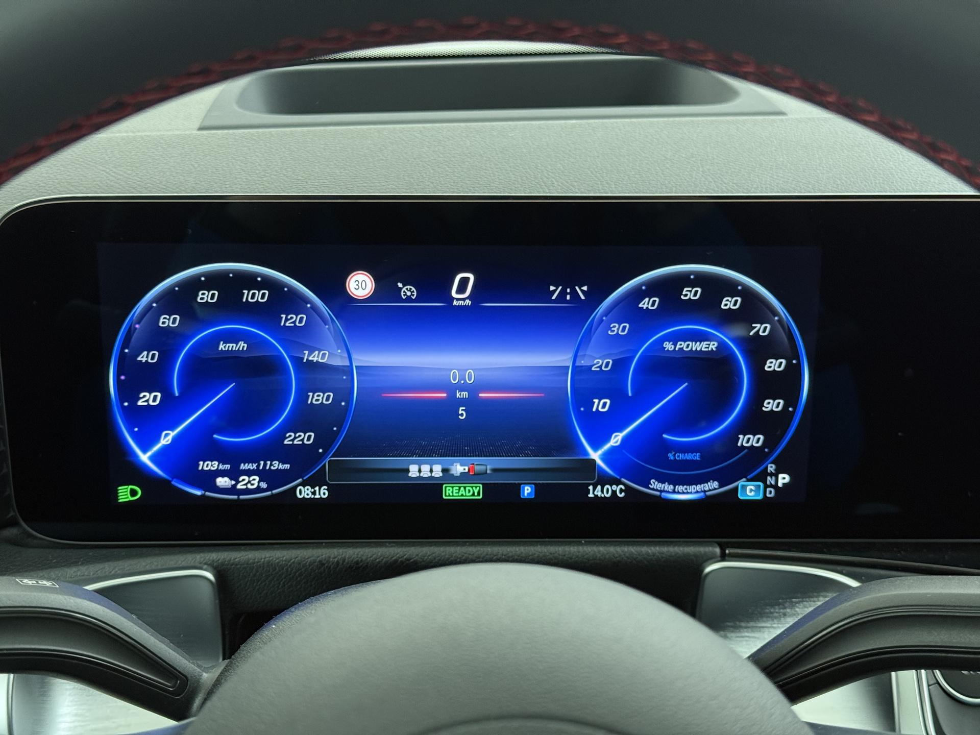 Mercedes-Benz EQB 250+ Business Solution AMG 71 kWh 32