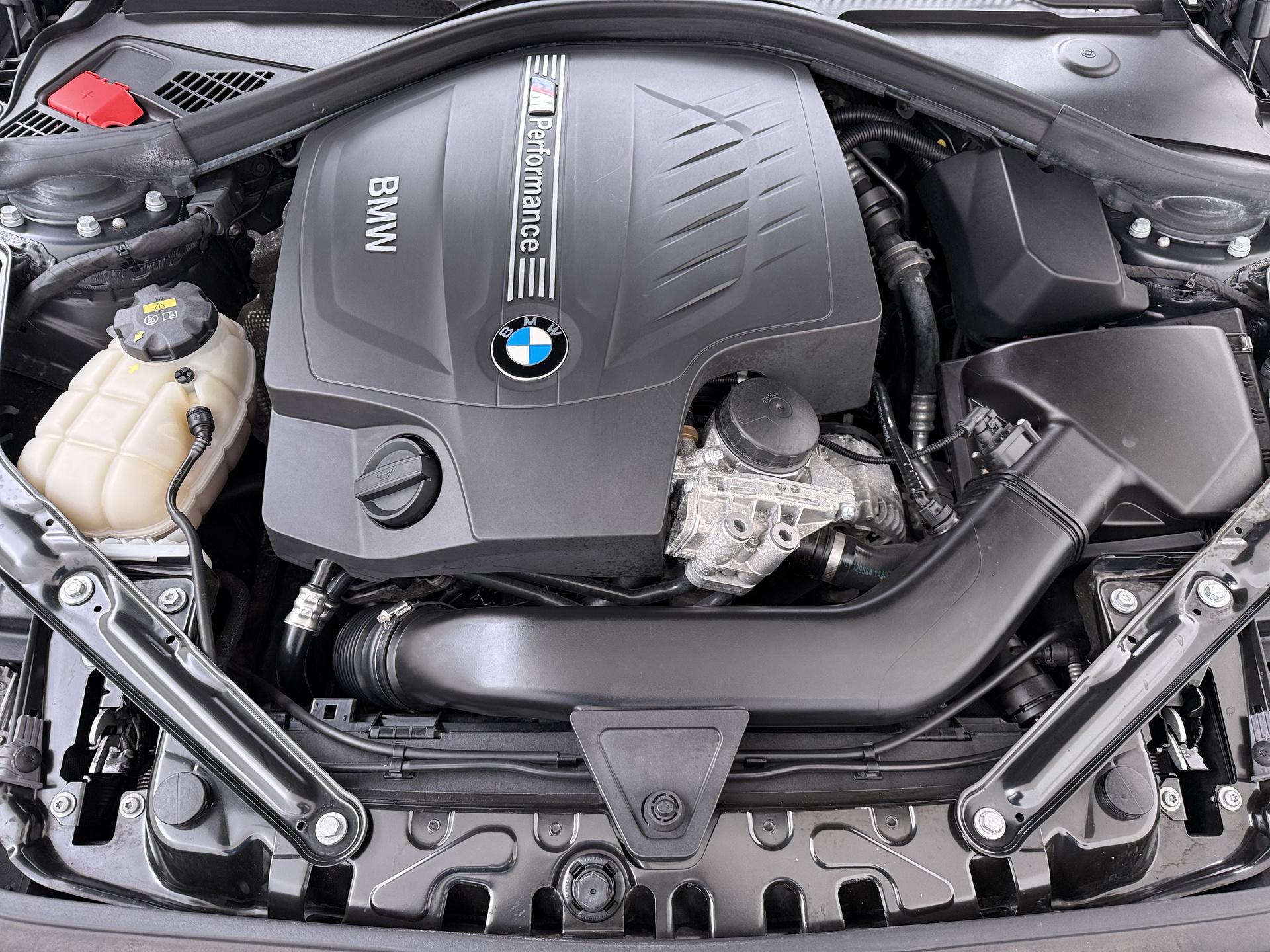 BMW 2 Serie Cabrio M235i High Executive 14