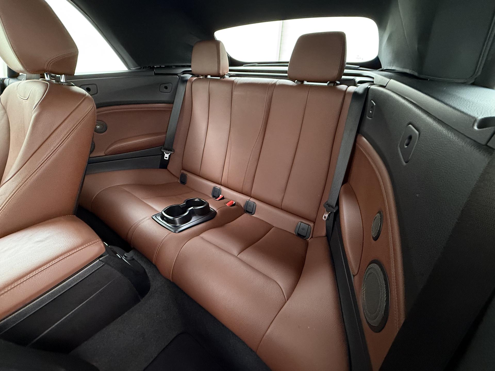 BMW 2 Serie Cabrio M235i High Executive 17