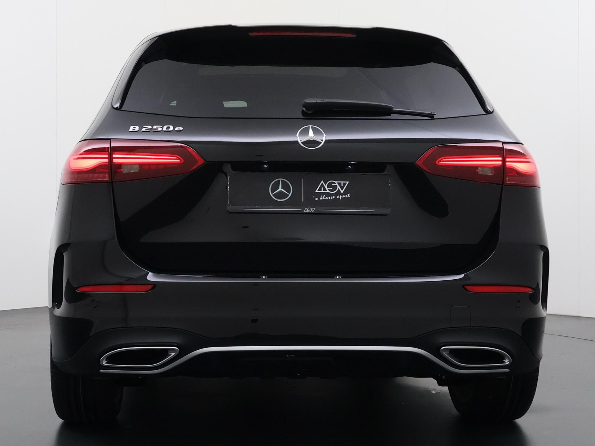 Mercedes-Benz B-Klasse 250 e Business Solution AMG 3