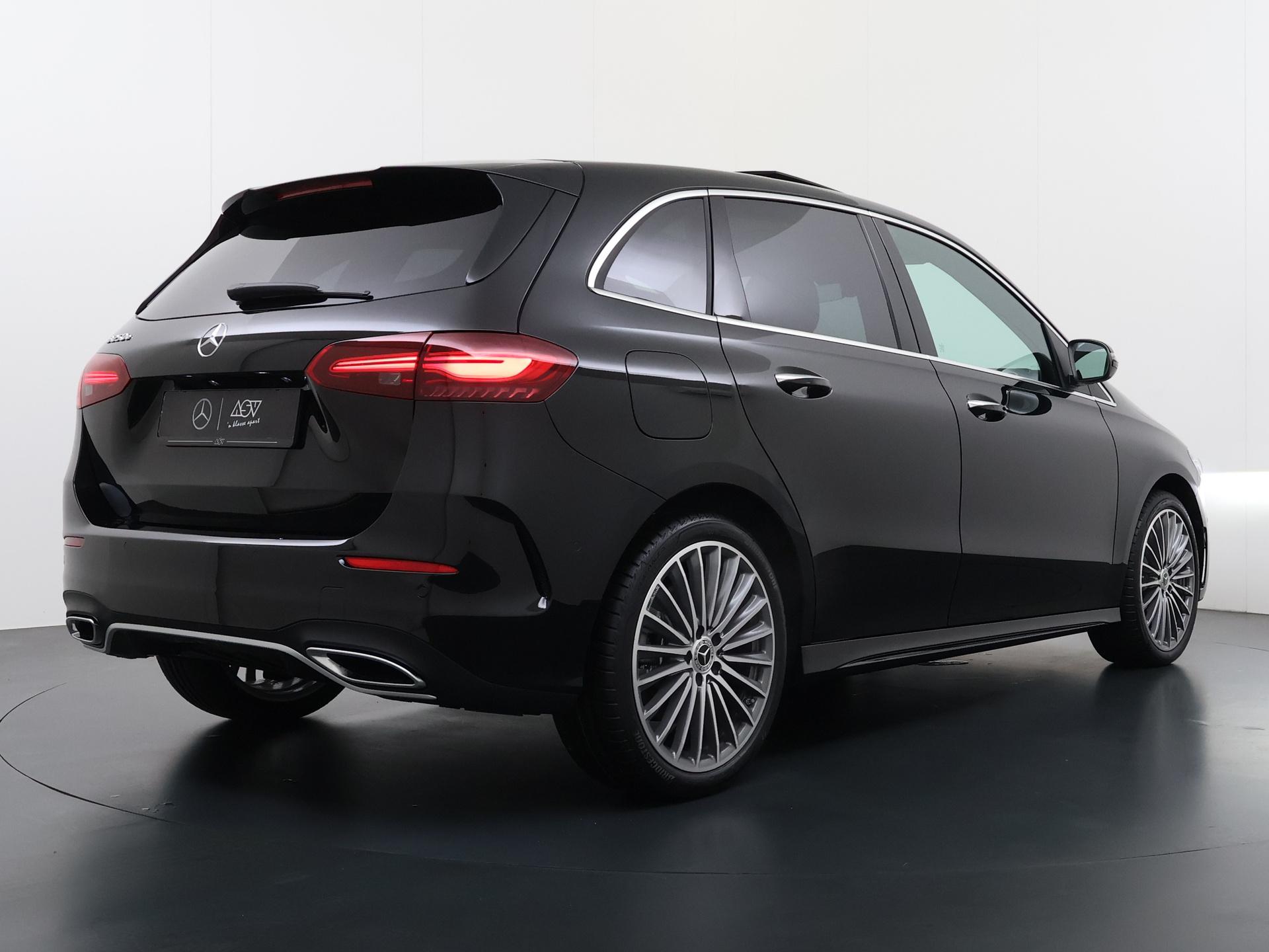 Mercedes-Benz B-Klasse 250 e Business Solution AMG 4