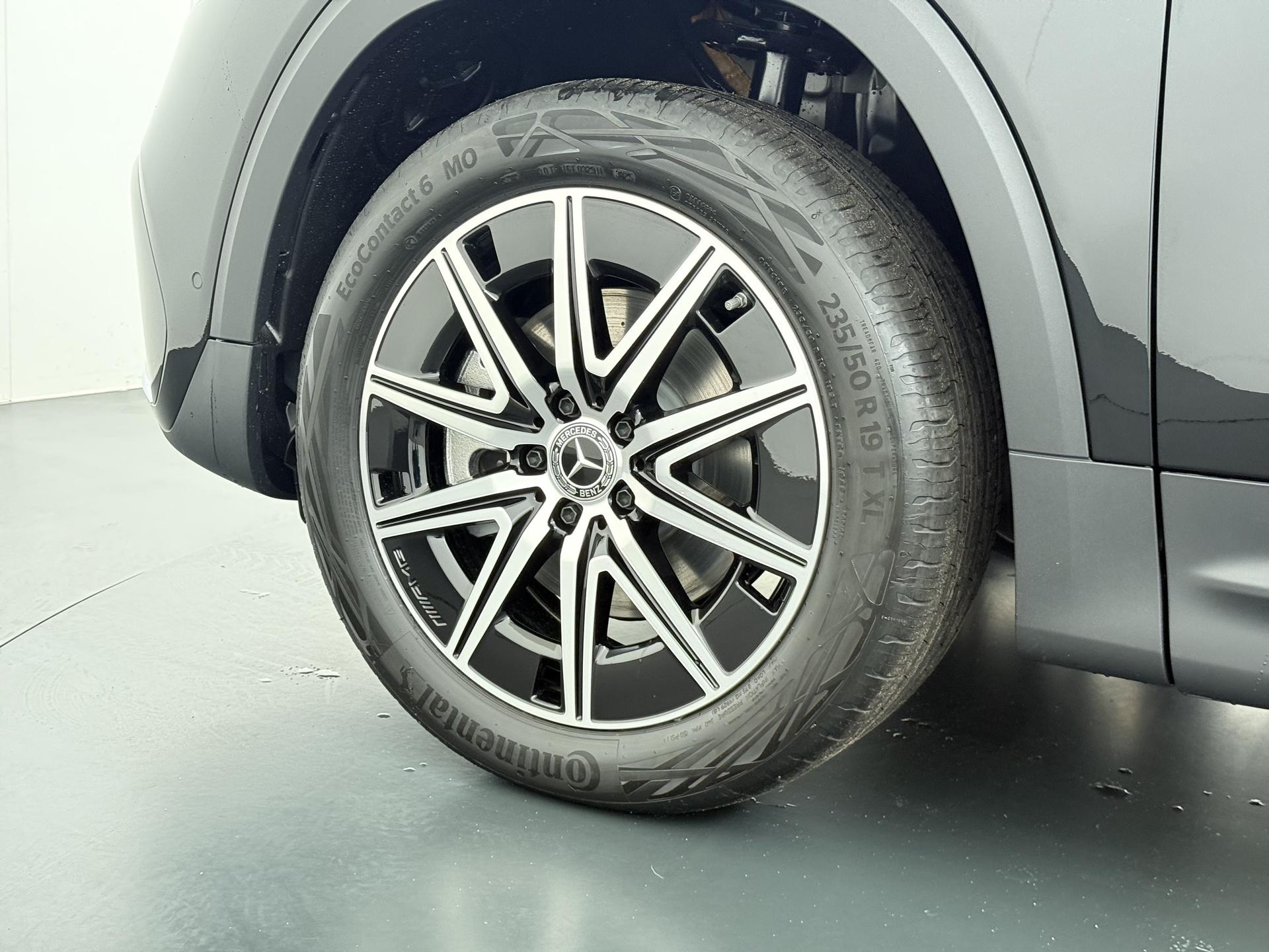 Mercedes-Benz EQB 250+ Business Solution AMG 71 kWh 14