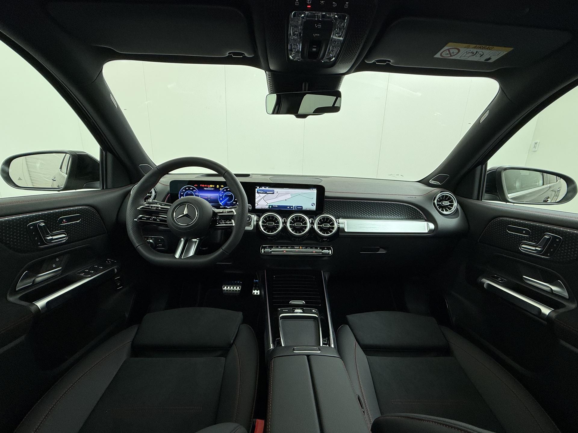 Mercedes-Benz EQB 250+ Business Solution AMG 71 kWh 26