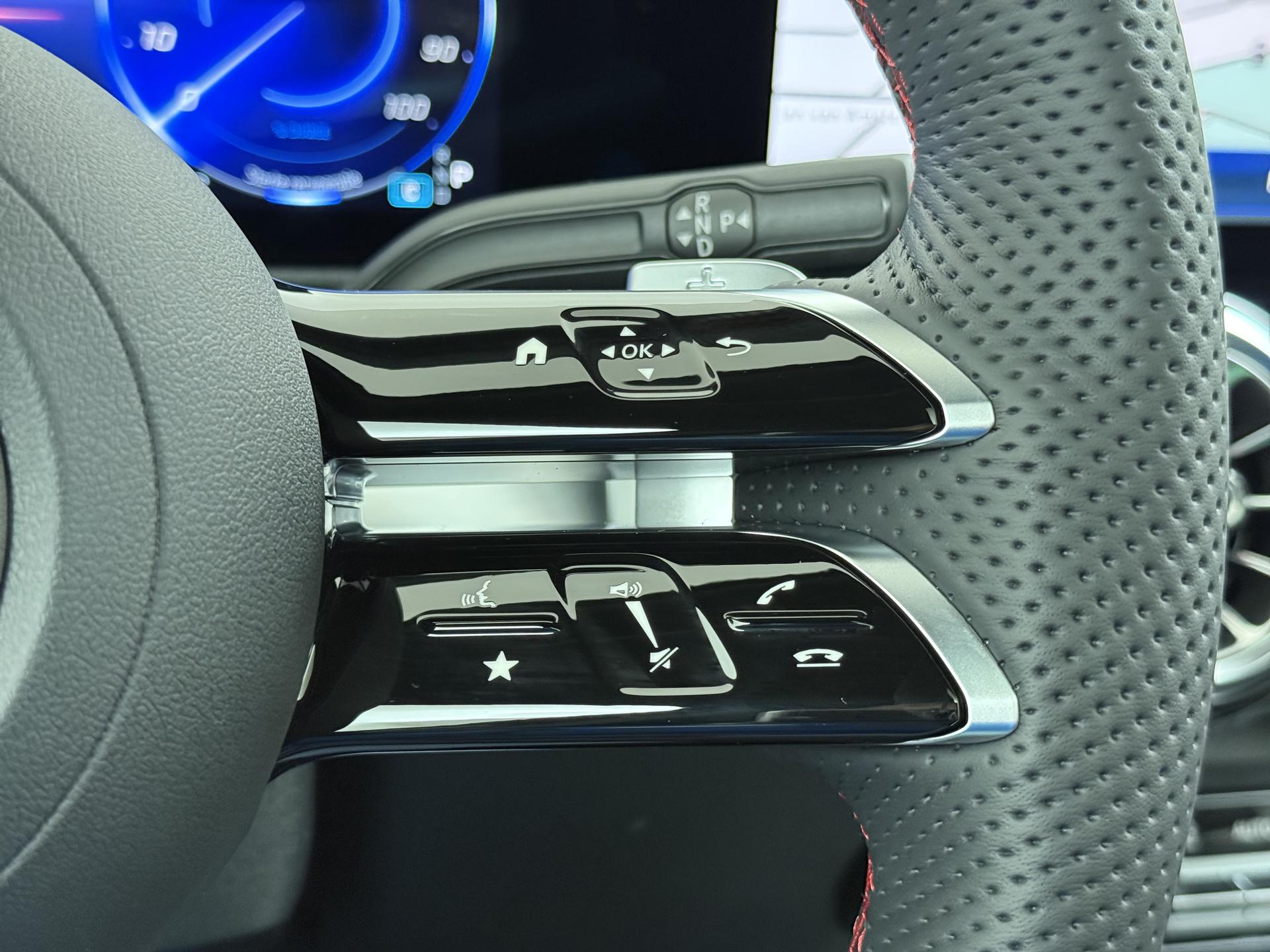 Mercedes-Benz EQB 250+ Business Solution AMG 71 kWh 32