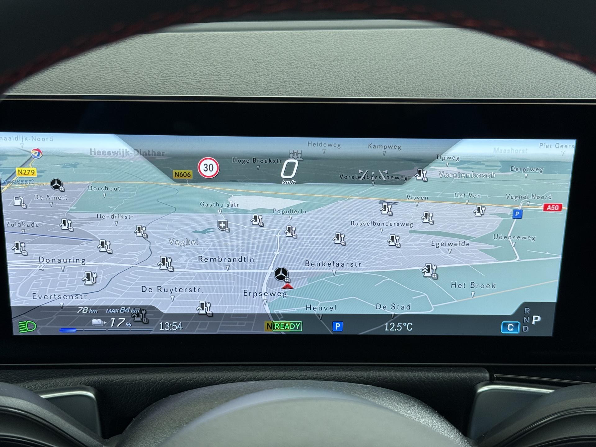 Mercedes-Benz EQB 250+ Business Solution AMG 71 kWh 34