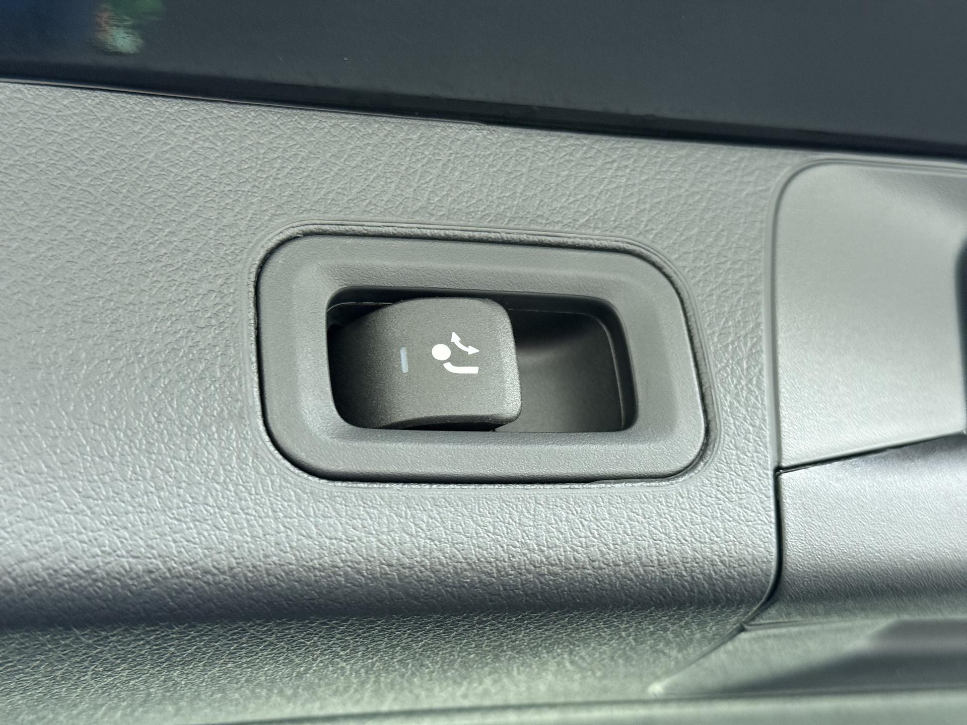 Mercedes-Benz B-Klasse 250 e Business Solution Luxury Line 14