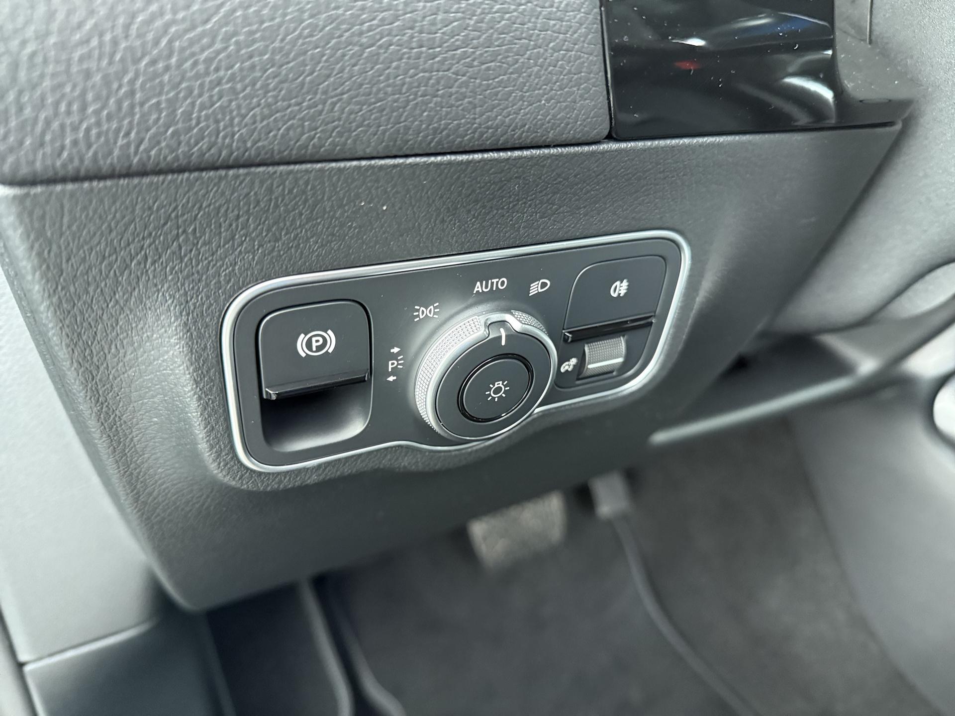 Mercedes-Benz B-Klasse 250 e Business Solution Luxury Line 23