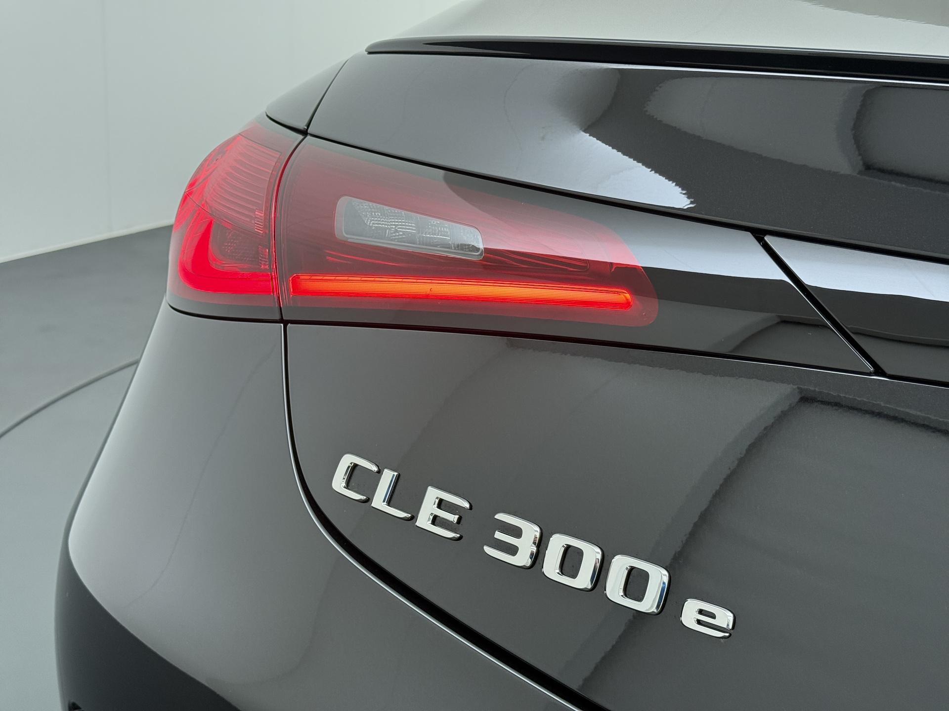 Mercedes-Benz CLE Coupé 300 e AMG Line 11