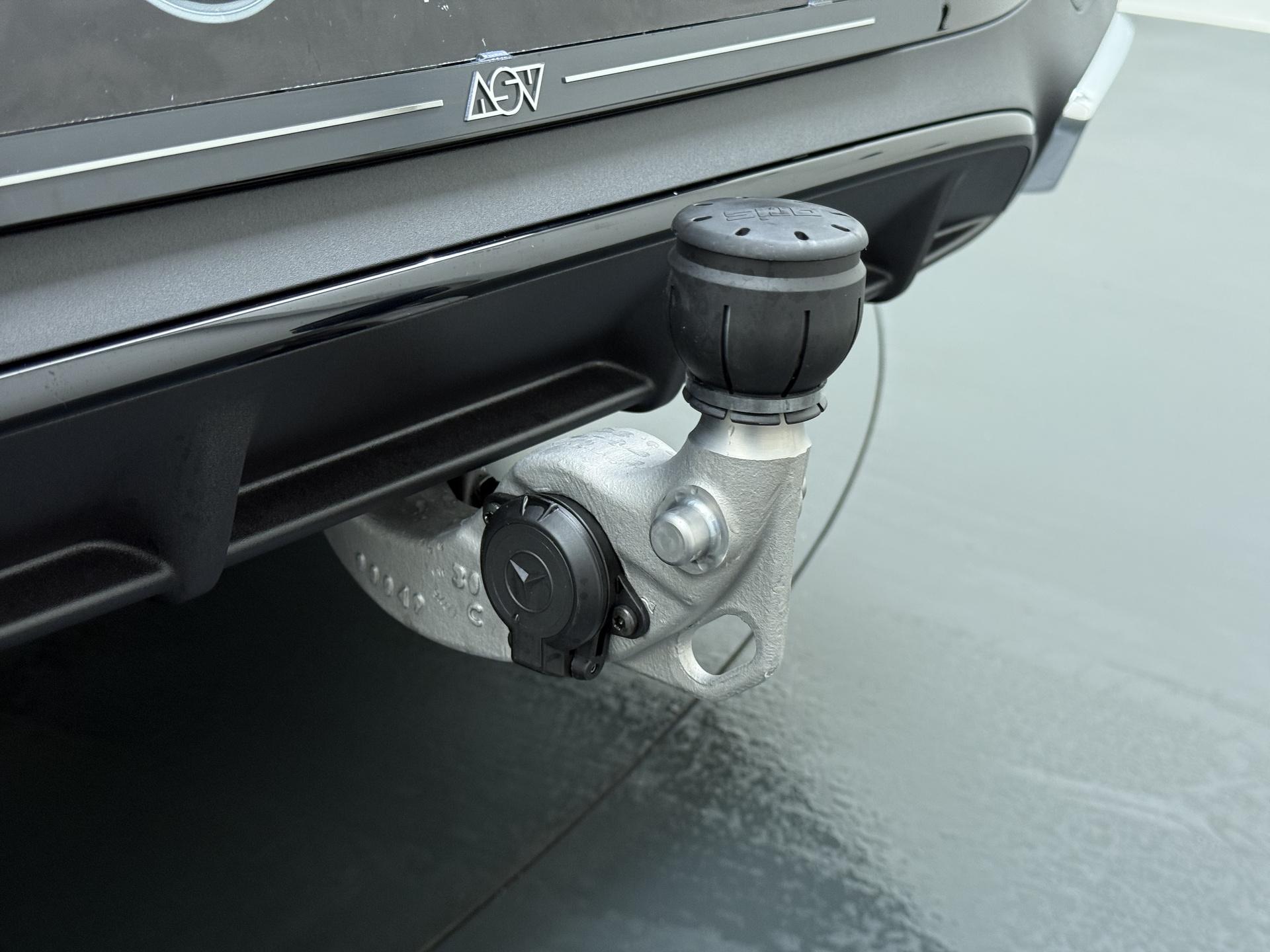 Mercedes-Benz CLE Coupé 300 e AMG Line 12