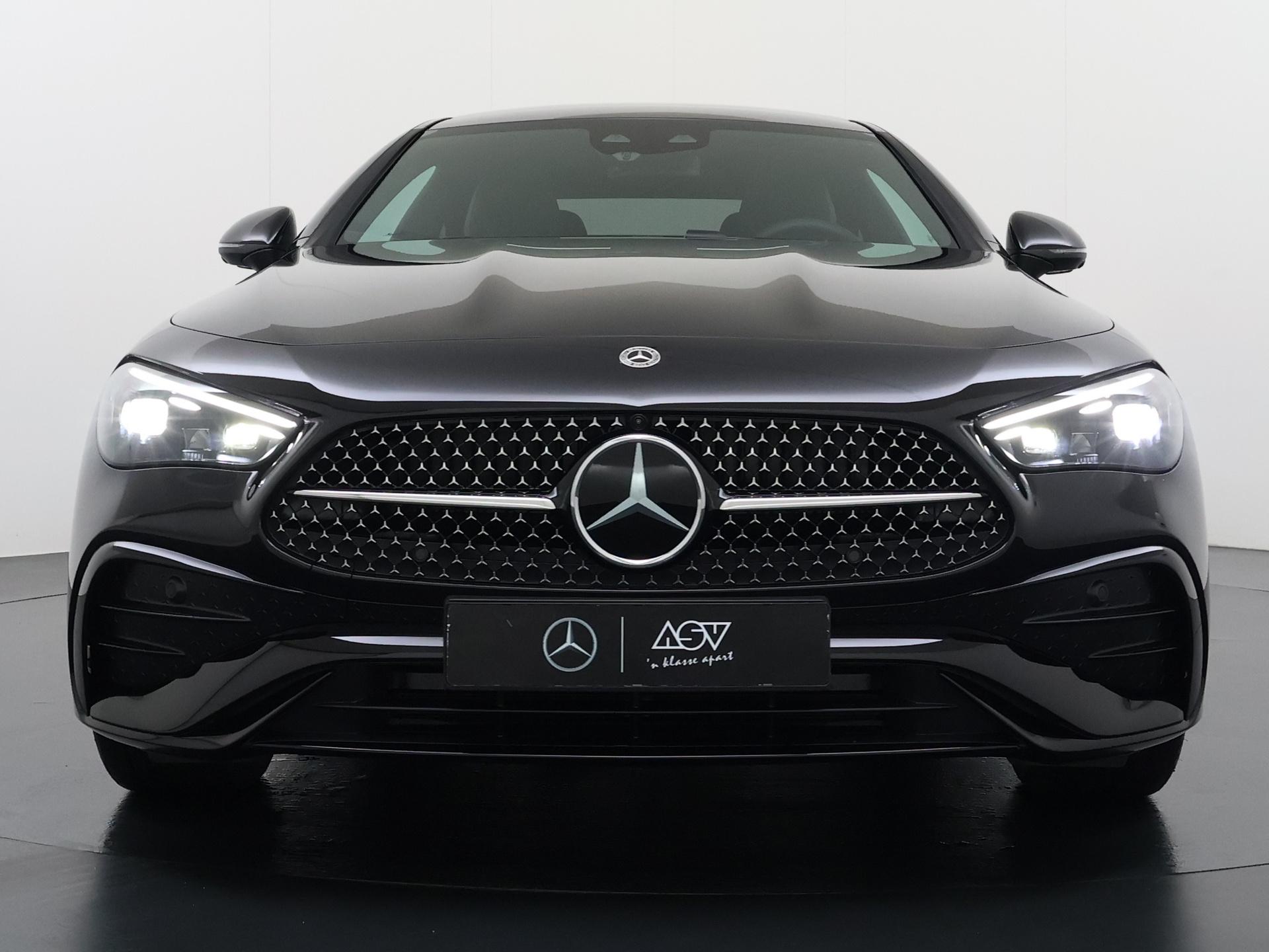 Mercedes-Benz CLE Coupé 300 e AMG Line 7