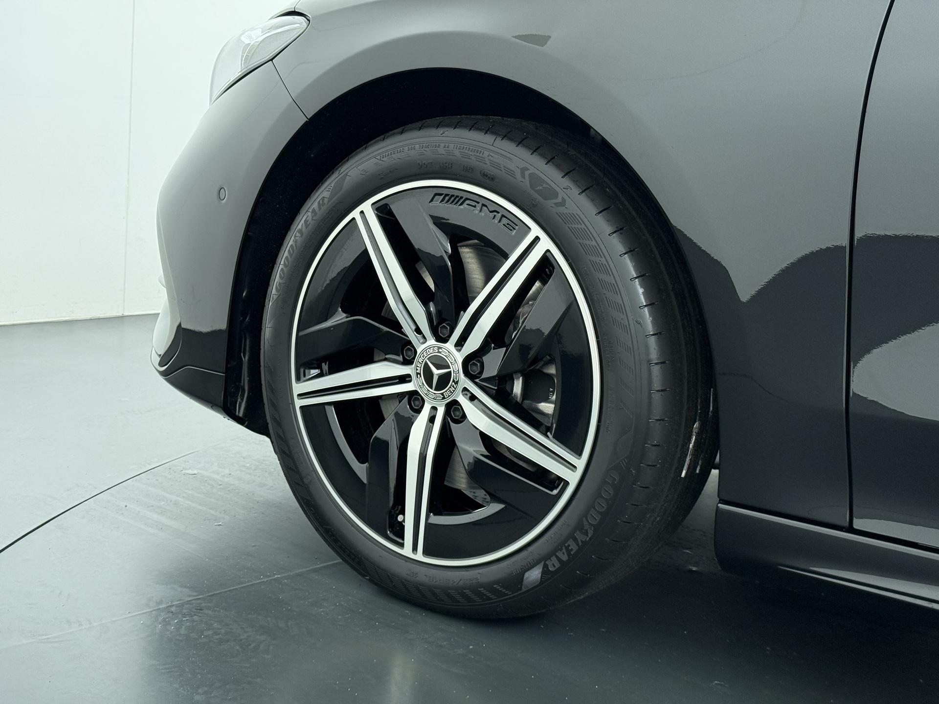 Mercedes-Benz CLA-Klasse 250+ Launch Edition 85 kWh 13