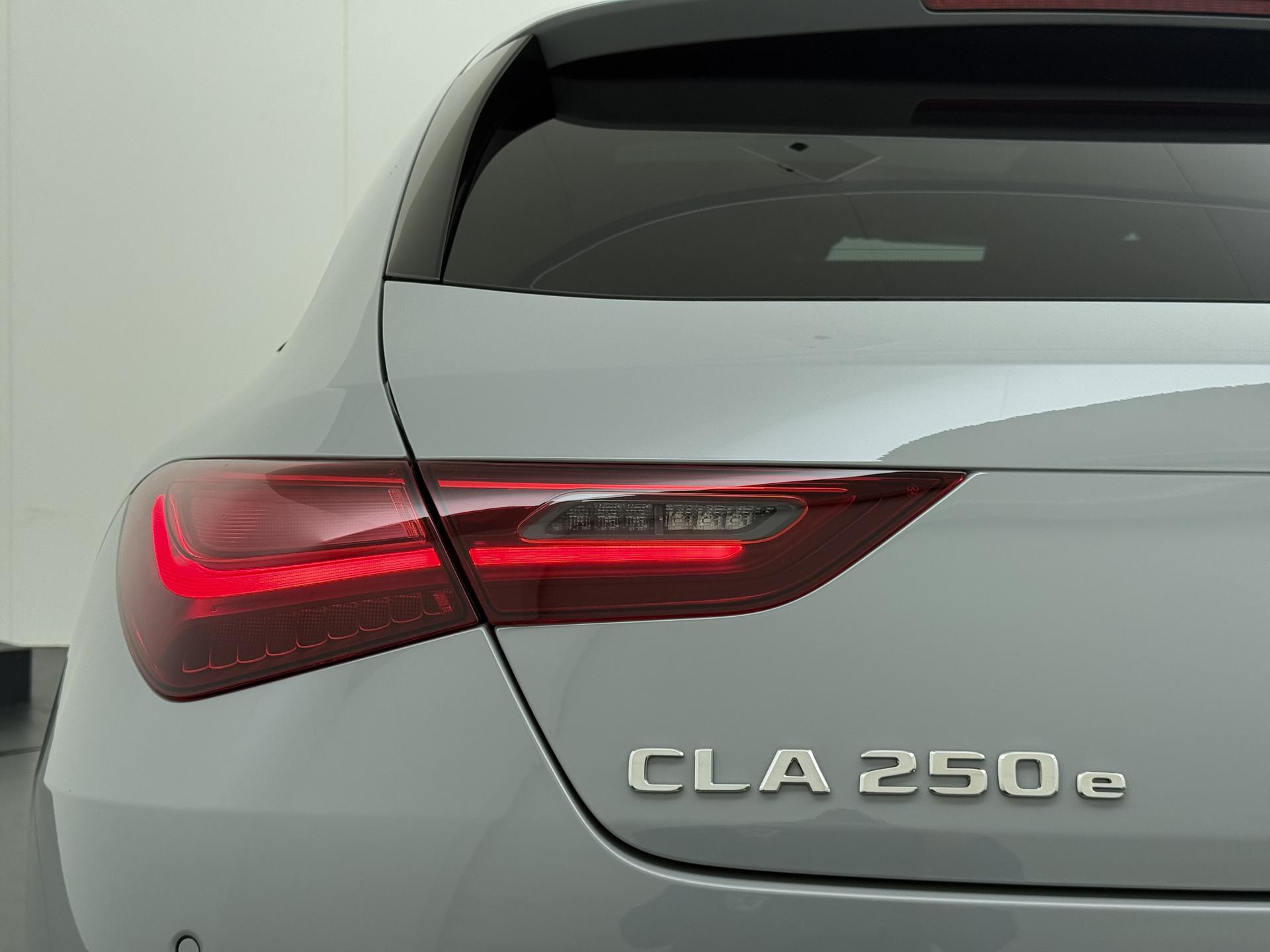 Mercedes-Benz CLA-Klasse Shooting Brake 250 e Business Solution AMG 11