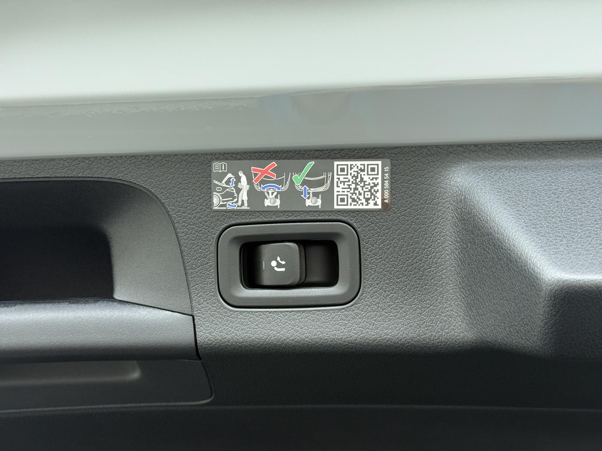 Mercedes-Benz CLA-Klasse Shooting Brake 250 e Business Solution AMG 15