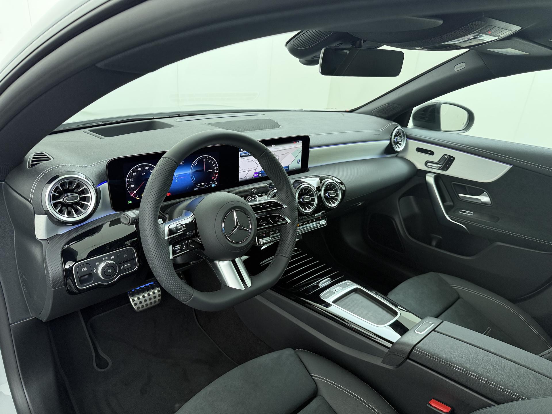 Mercedes-Benz CLA-Klasse Shooting Brake 250 e Business Solution AMG 19