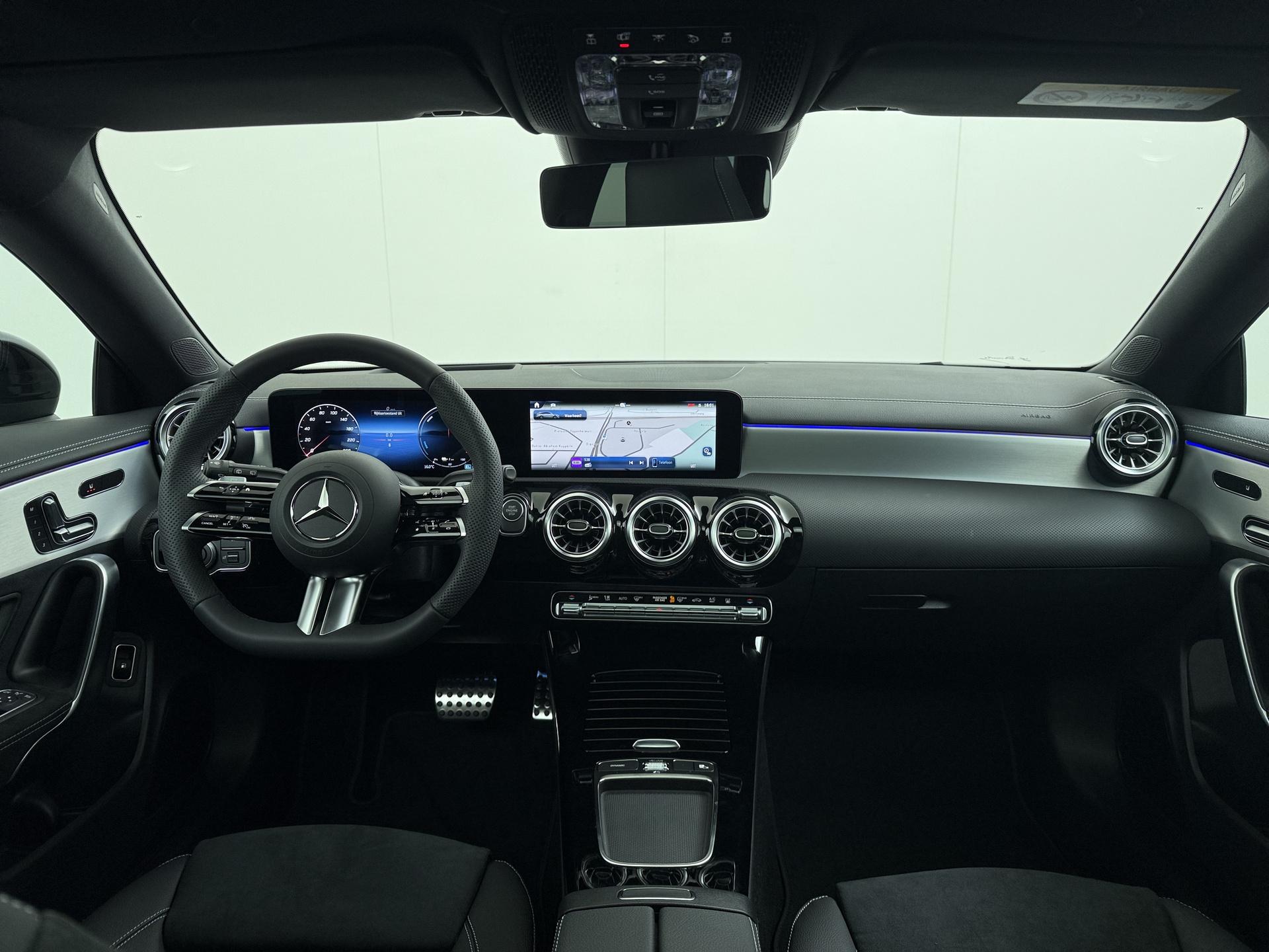 Mercedes-Benz CLA-Klasse Shooting Brake 250 e Business Solution AMG 25