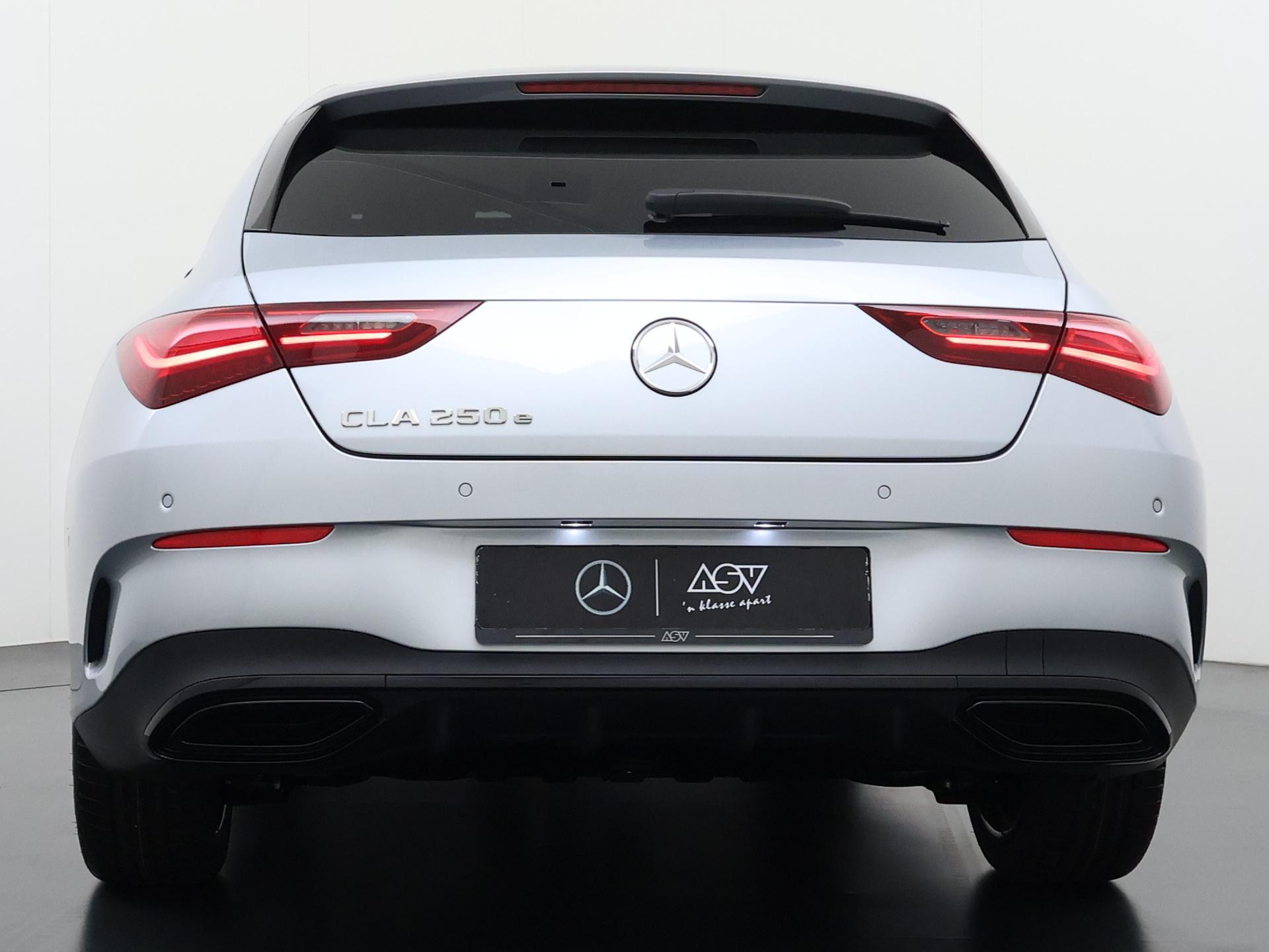 Mercedes-Benz CLA-Klasse Shooting Brake 250 e Business Solution AMG 3