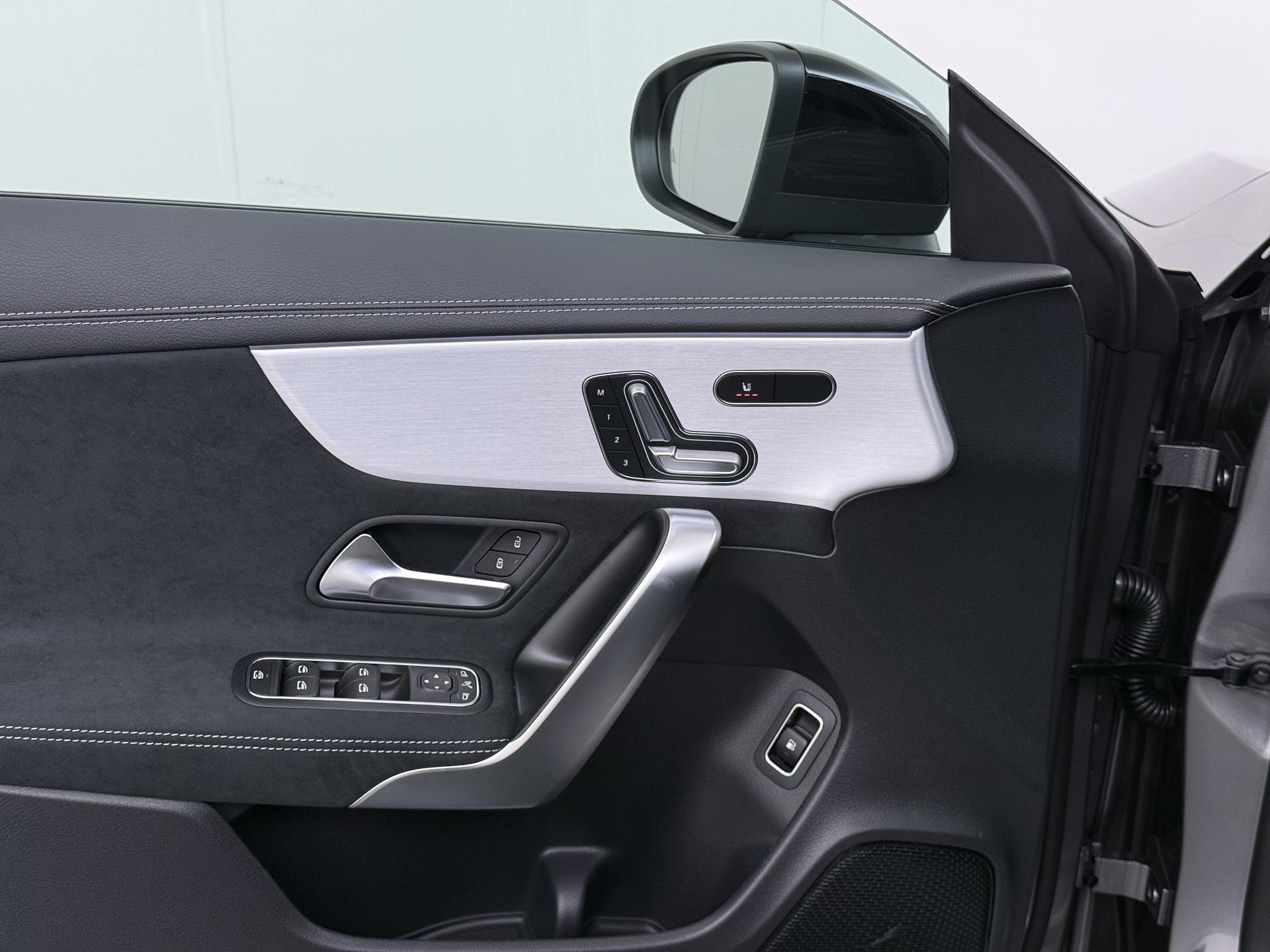 Mercedes-Benz CLA-Klasse Shooting Brake 250 e Business Solution AMG 17