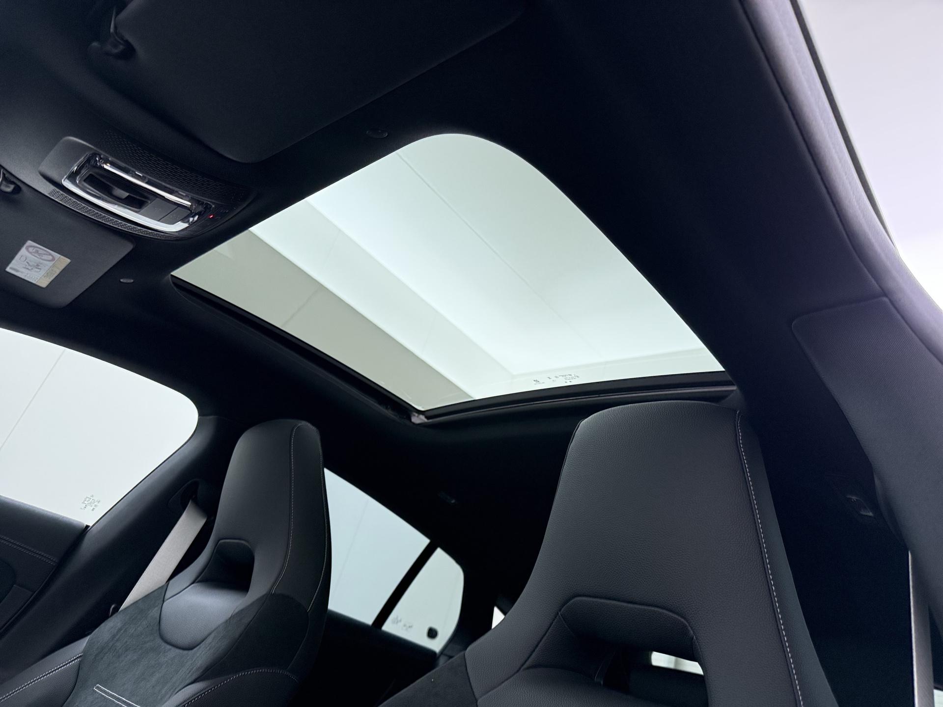 Mercedes-Benz CLA-Klasse Shooting Brake 250 e Business Solution AMG 22