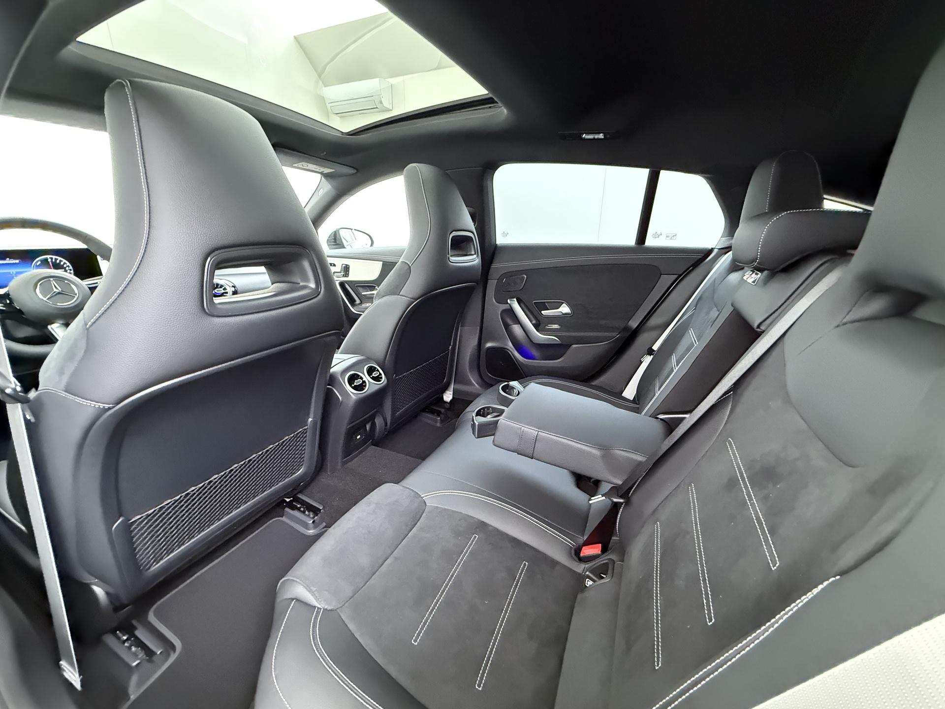 Mercedes-Benz CLA-Klasse Shooting Brake 250 e Business Solution AMG 23