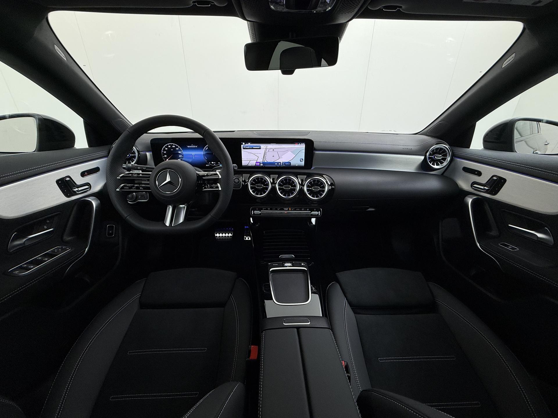 Mercedes-Benz CLA-Klasse Shooting Brake 250 e Business Solution AMG 26