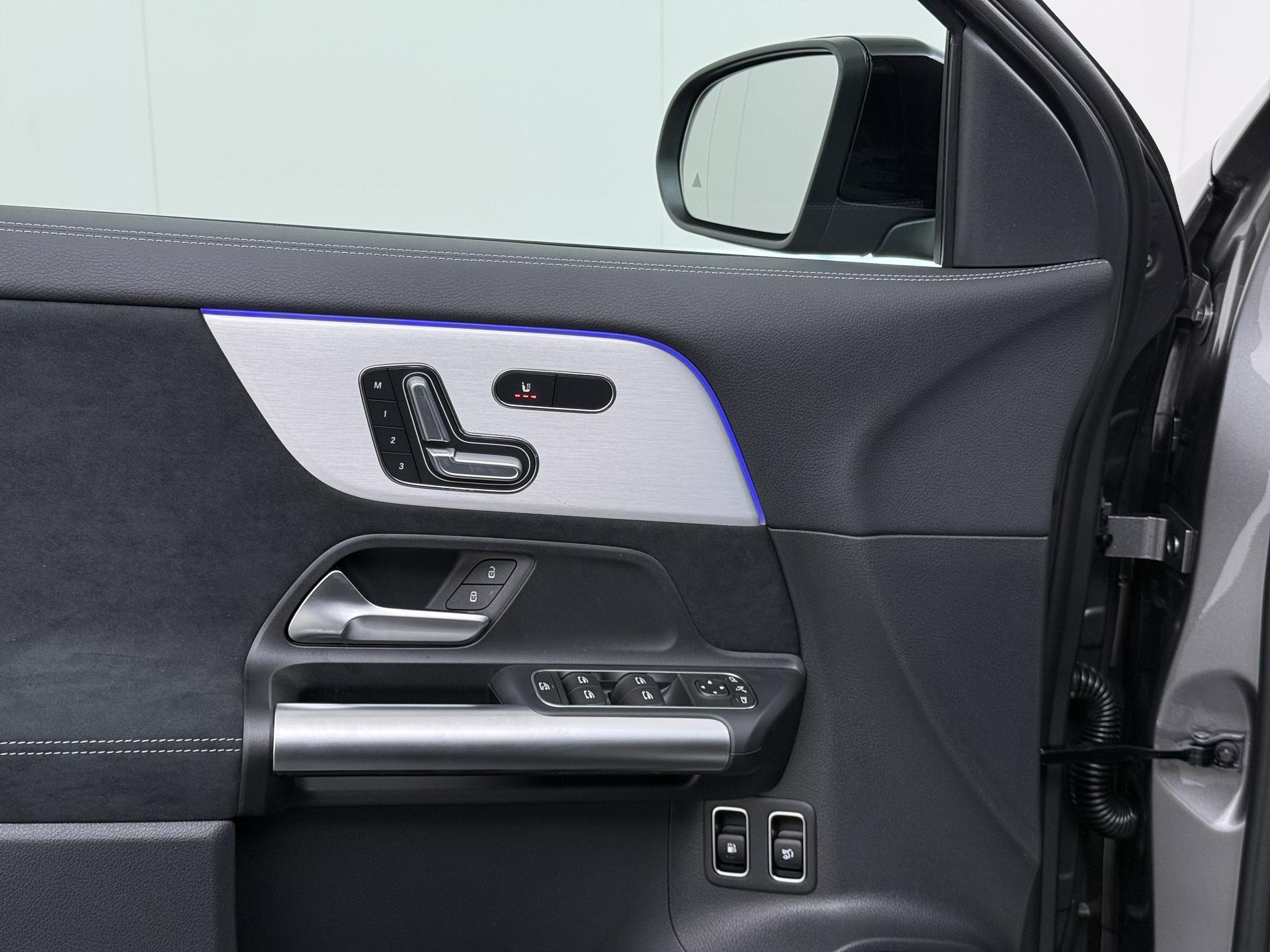 Mercedes-Benz GLA 250 e Business Solution AMG 17