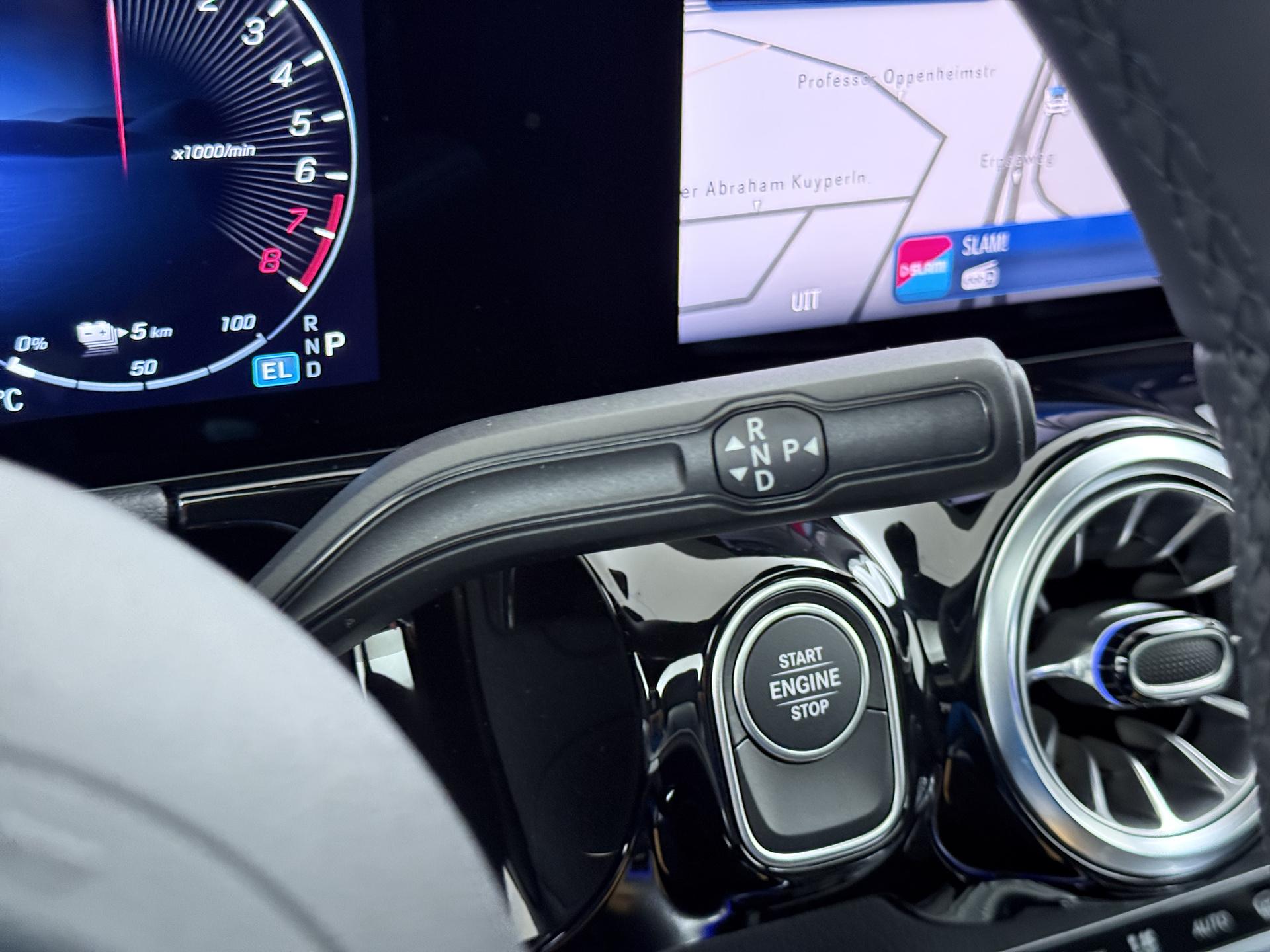 Mercedes-Benz GLA 250 e Business Solution AMG 30