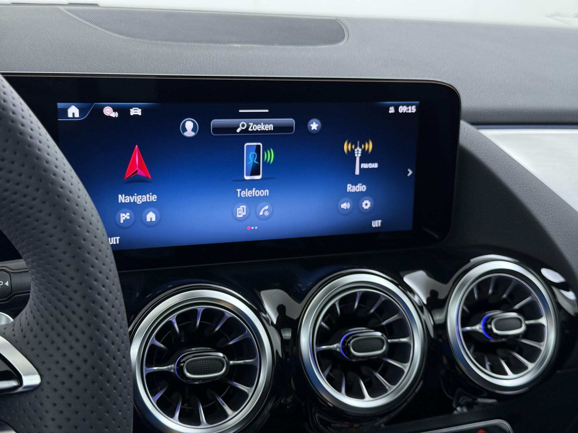 Mercedes-Benz GLA 250 e Business Solution AMG 36