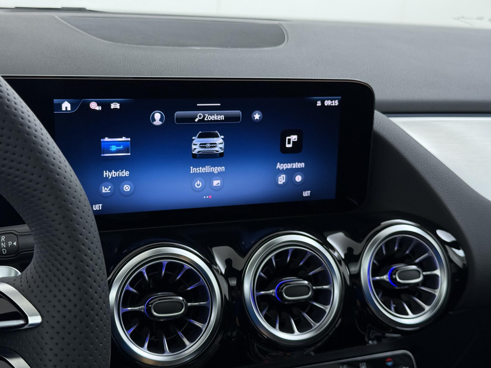 Mercedes-Benz GLA 250 e Business Solution AMG 38