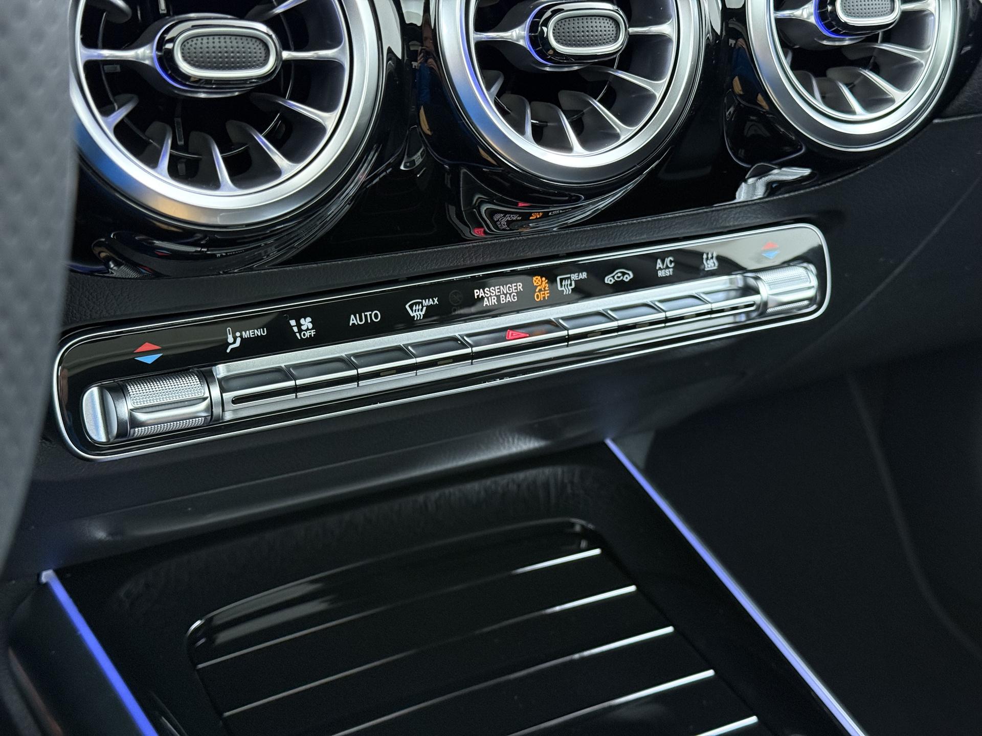 Mercedes-Benz GLA 250 e Business Solution AMG 45