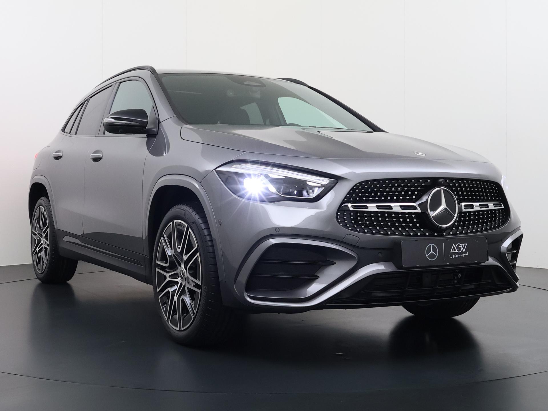Mercedes-Benz GLA 250 e Business Solution AMG 6