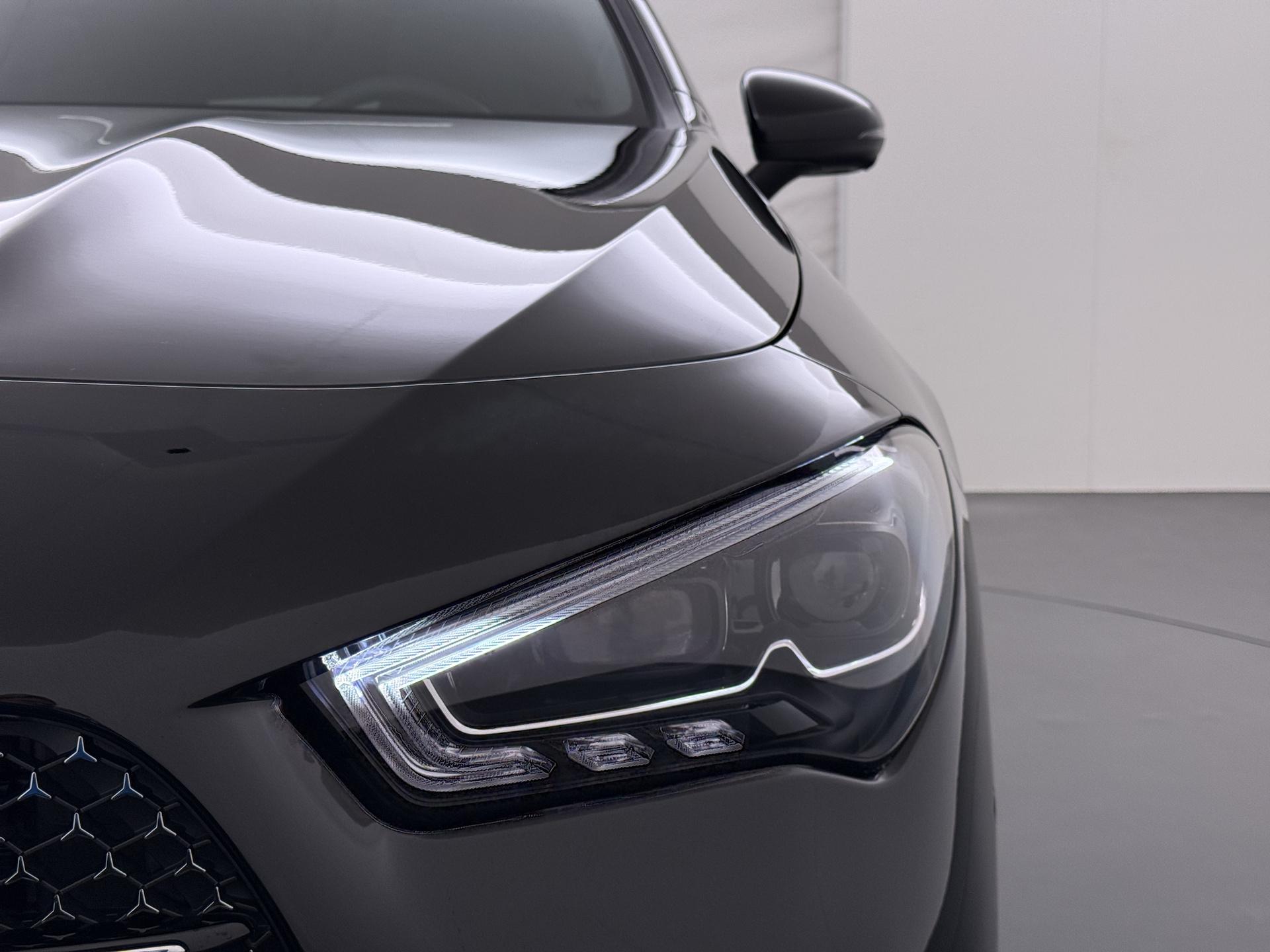 Mercedes-Benz CLA-Klasse Shooting Brake 250 e Business Solution AMG 15