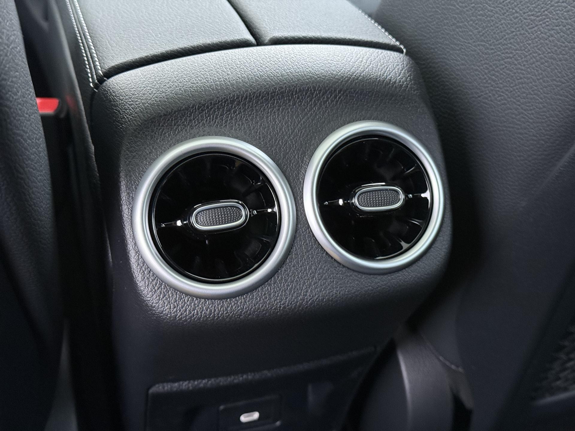 Mercedes-Benz CLA-Klasse Shooting Brake 250 e Business Solution AMG 25