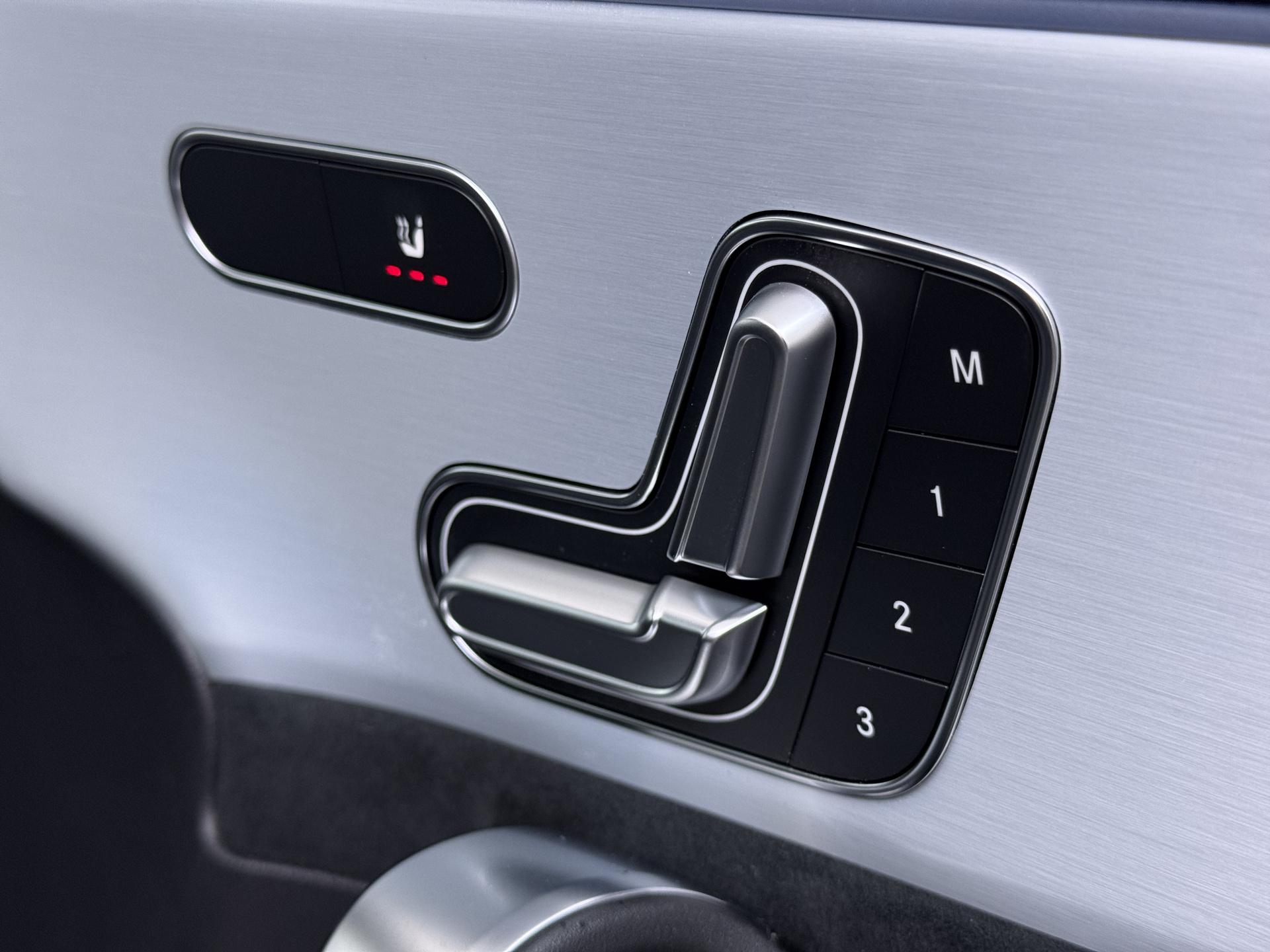 Mercedes-Benz CLA-Klasse Shooting Brake 250 e Business Solution AMG 49