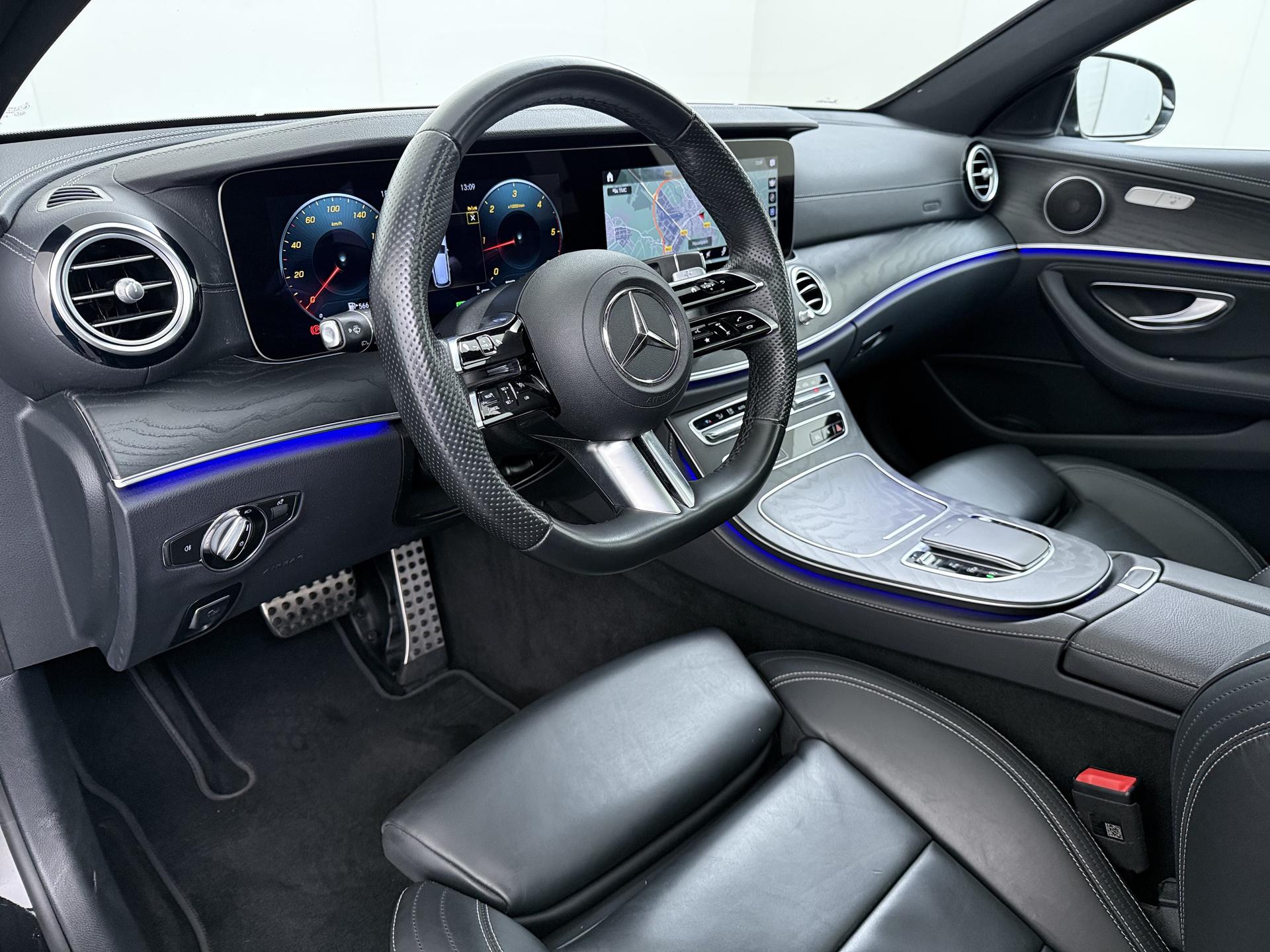 Mercedes-Benz E-klasse Estate 300 d 4MATIC AMG Line 10