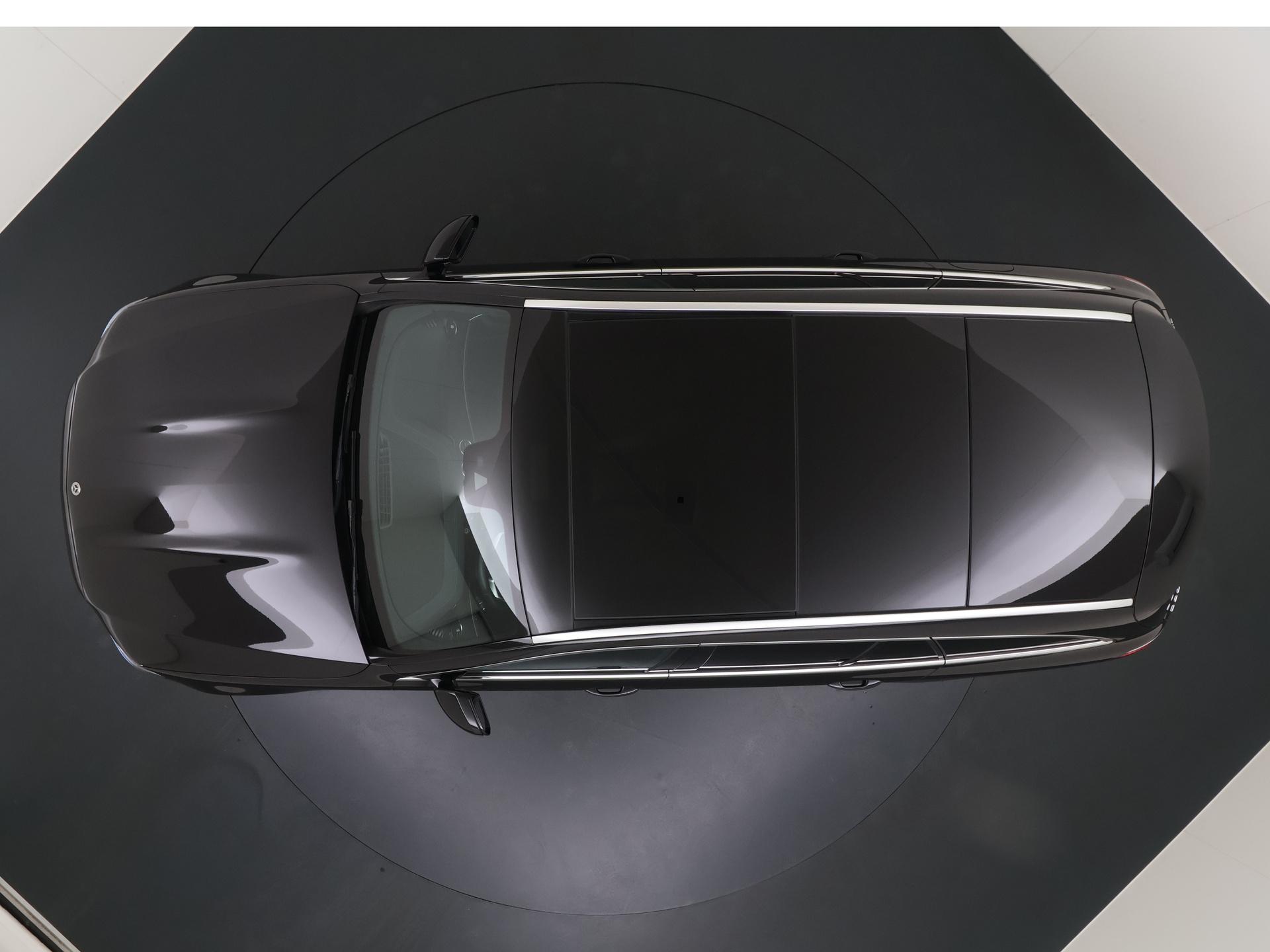 Mercedes-Benz E-klasse Estate 300 d 4MATIC AMG Line 13