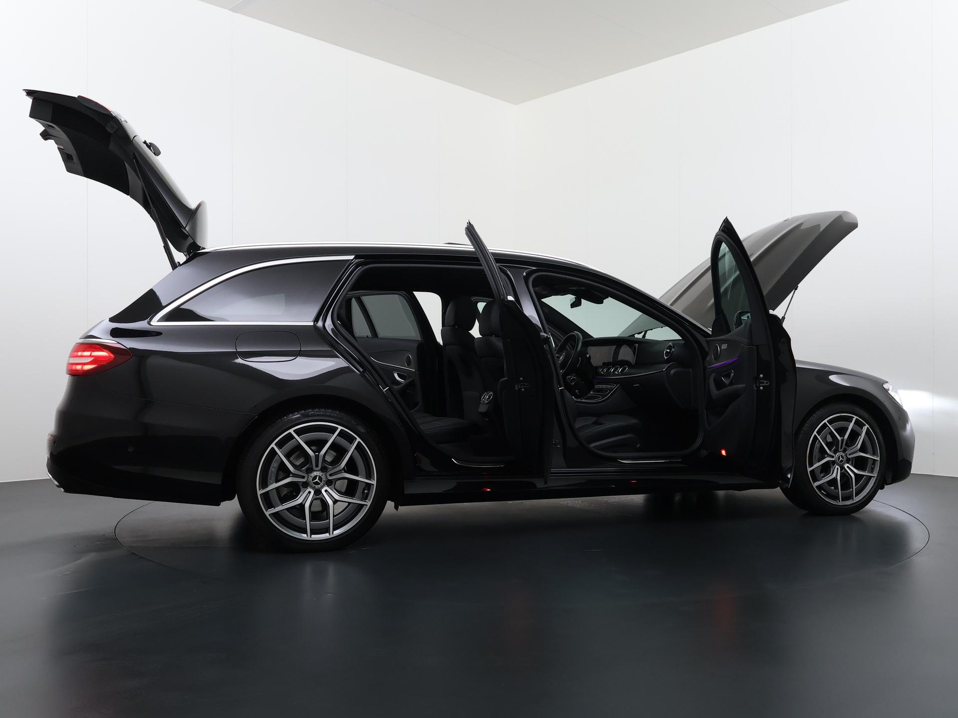 Mercedes-Benz E-klasse Estate 300 d 4MATIC AMG Line 14