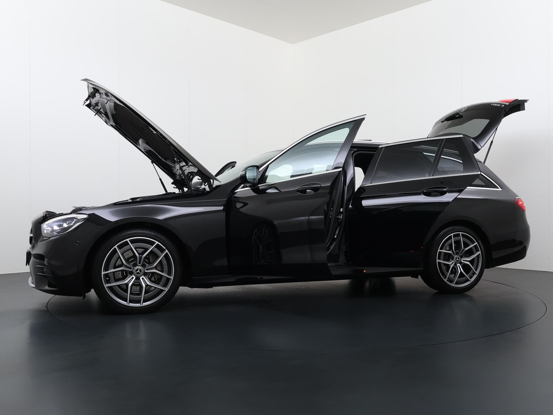 Mercedes-Benz E-klasse Estate 300 d 4MATIC AMG Line 15