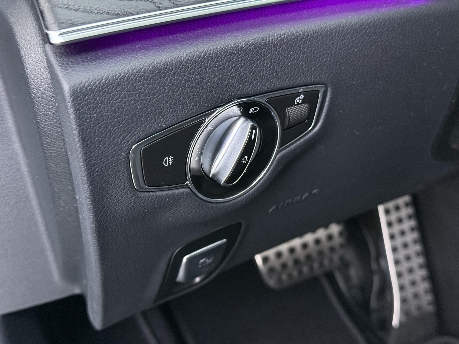 Mercedes-Benz E-klasse Estate 300 d 4MATIC AMG Line 26