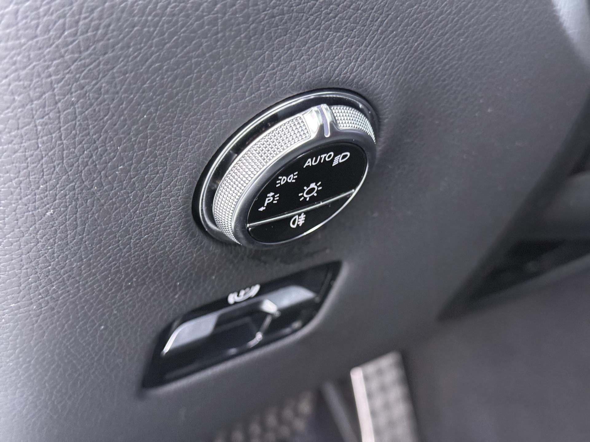 Mercedes-Benz GLC-klasse Coupé 300e 4MATIC AMG Line 27