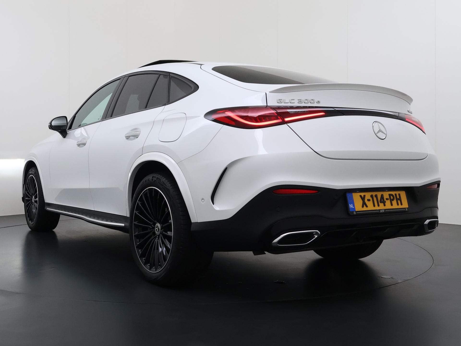 Mercedes-Benz GLC-klasse Coupé 300e 4MATIC AMG Line 4