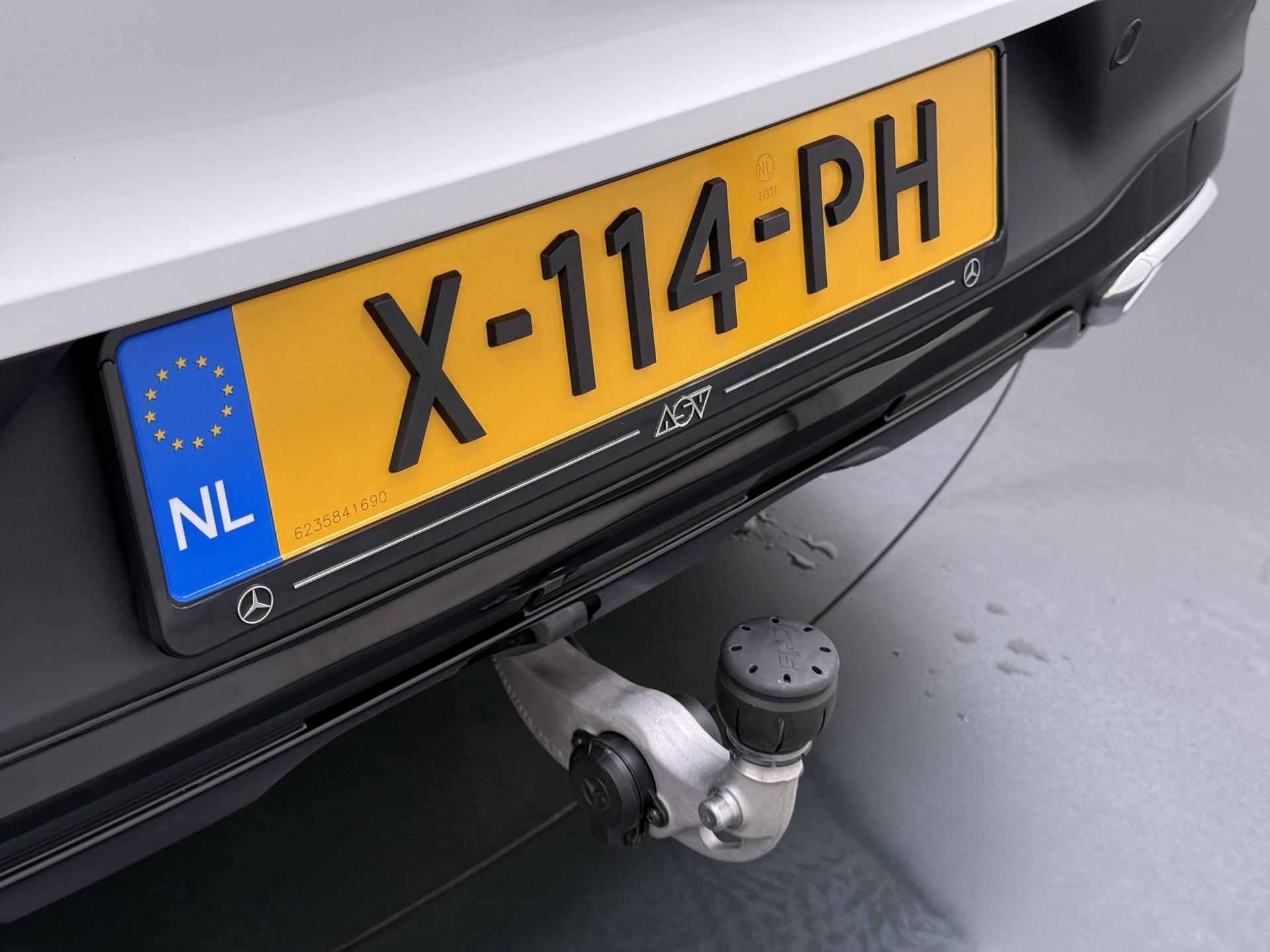 Mercedes-Benz GLC-klasse Coupé 300e 4MATIC AMG Line 5