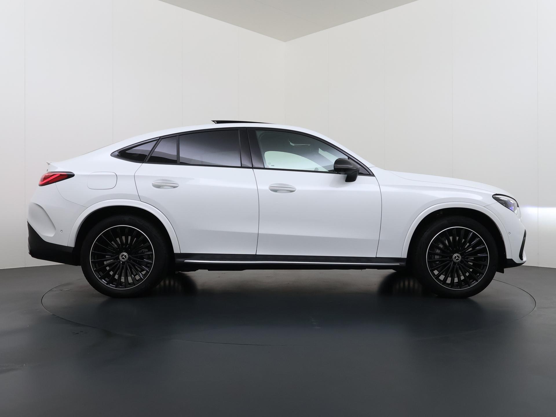 Mercedes-Benz GLC-klasse Coupé 300e 4MATIC AMG Line 9