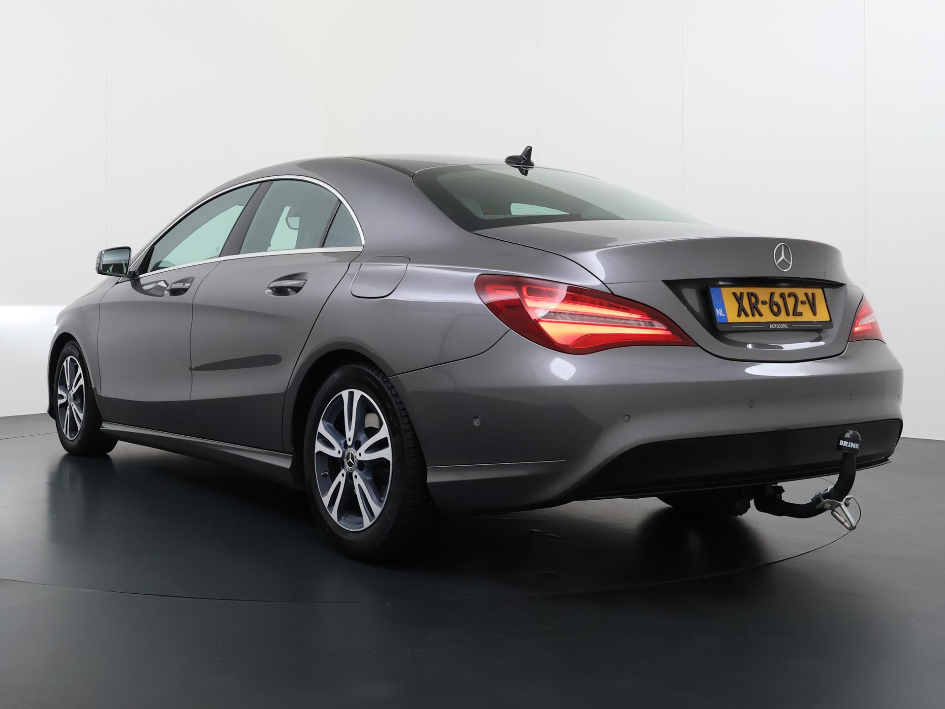 Mercedes-Benz CLA-klasse 180 Ambition 1