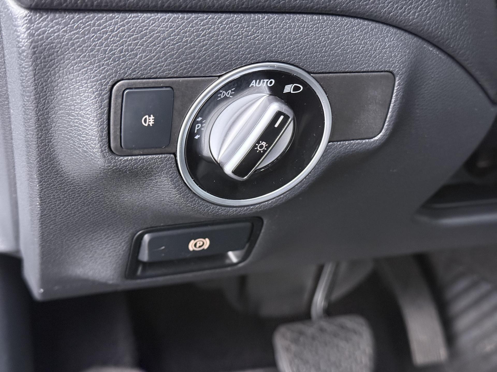 Mercedes-Benz CLA-klasse 180 Ambition 17