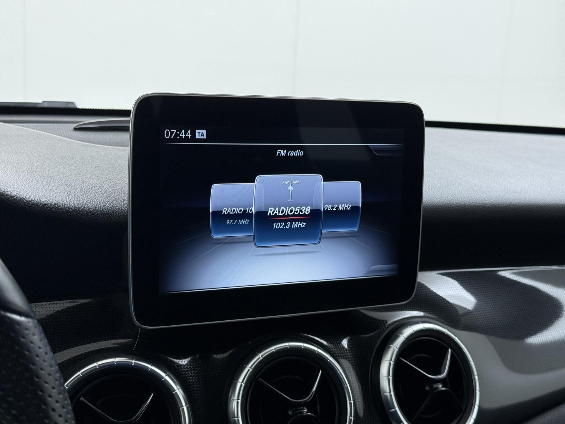 Mercedes-Benz CLA-klasse 180 Ambition 29