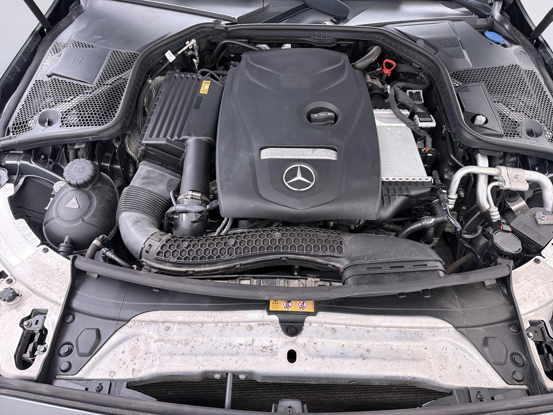 Mercedes-Benz C-klasse 180 AMG Sport Edition 17